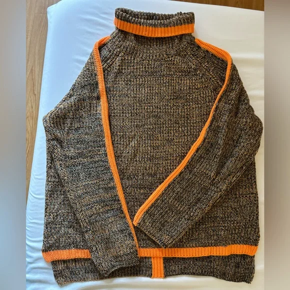 Never worn cotton blend turtleneck multicolored sweater.sz L. NWOT - Picture 6 of 10